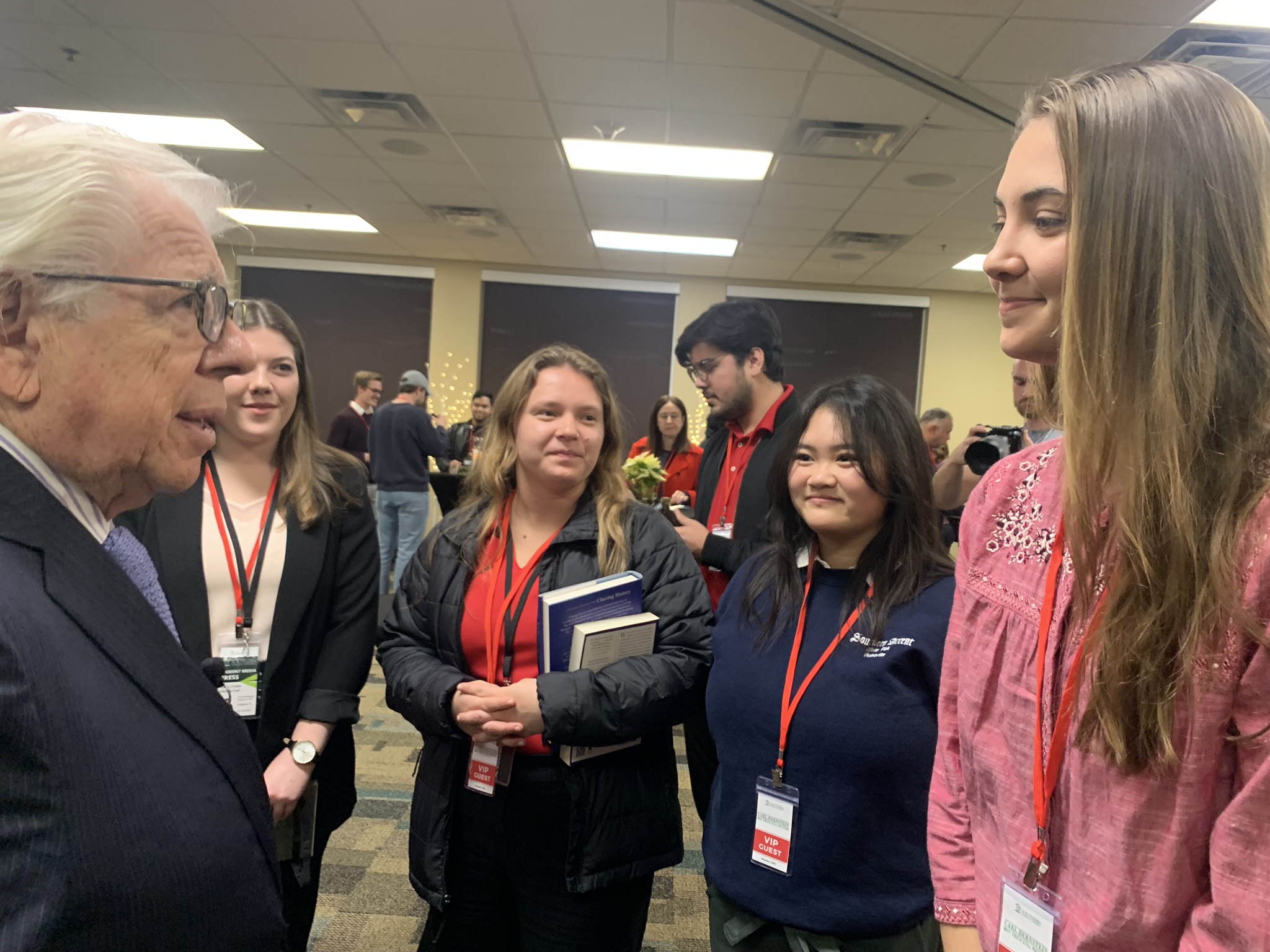 Carl Bernstein meets with students and guests before the main event