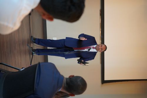 Pastor Na'a preaching