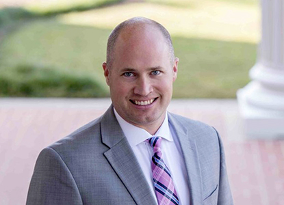 Gary Rustad, '00, photo