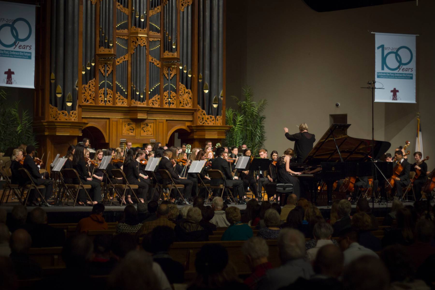 Picture of Southern Choir Singing