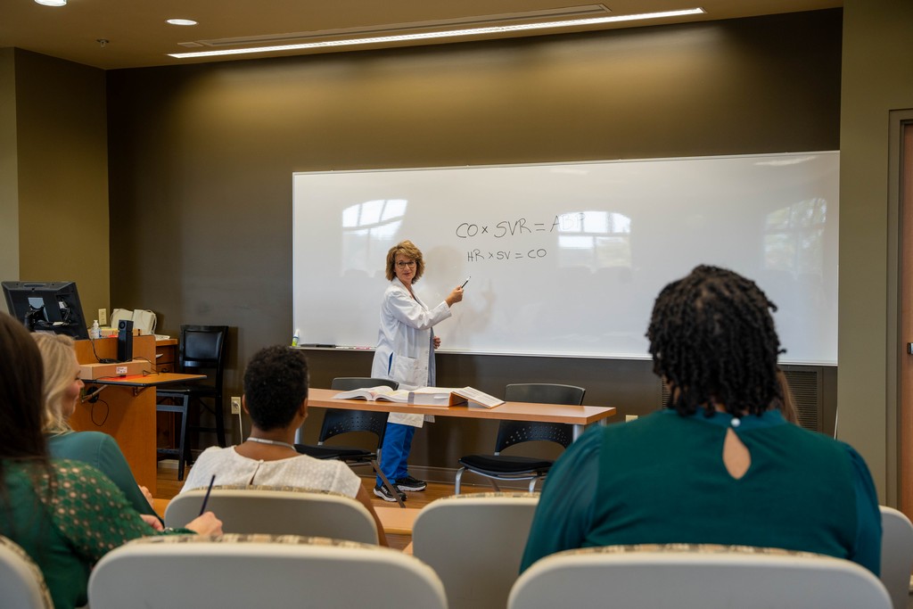 DNP/MBA — Healthcare Administration