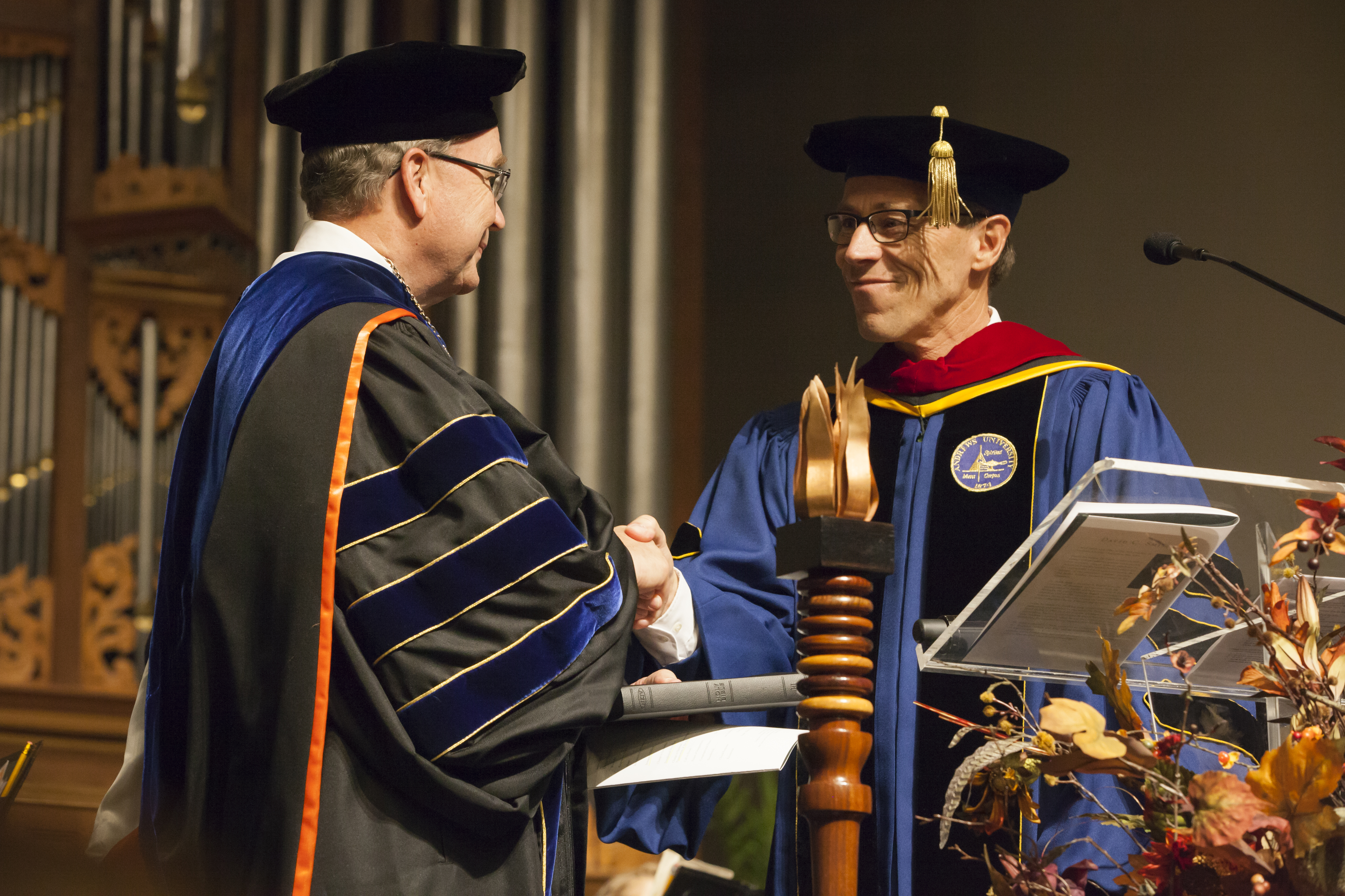 Ed Wright presents Bible to David Smith